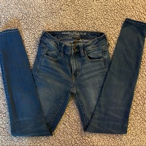 ❤️❤️ American Eagle Super Stretch Jeggings Size 2